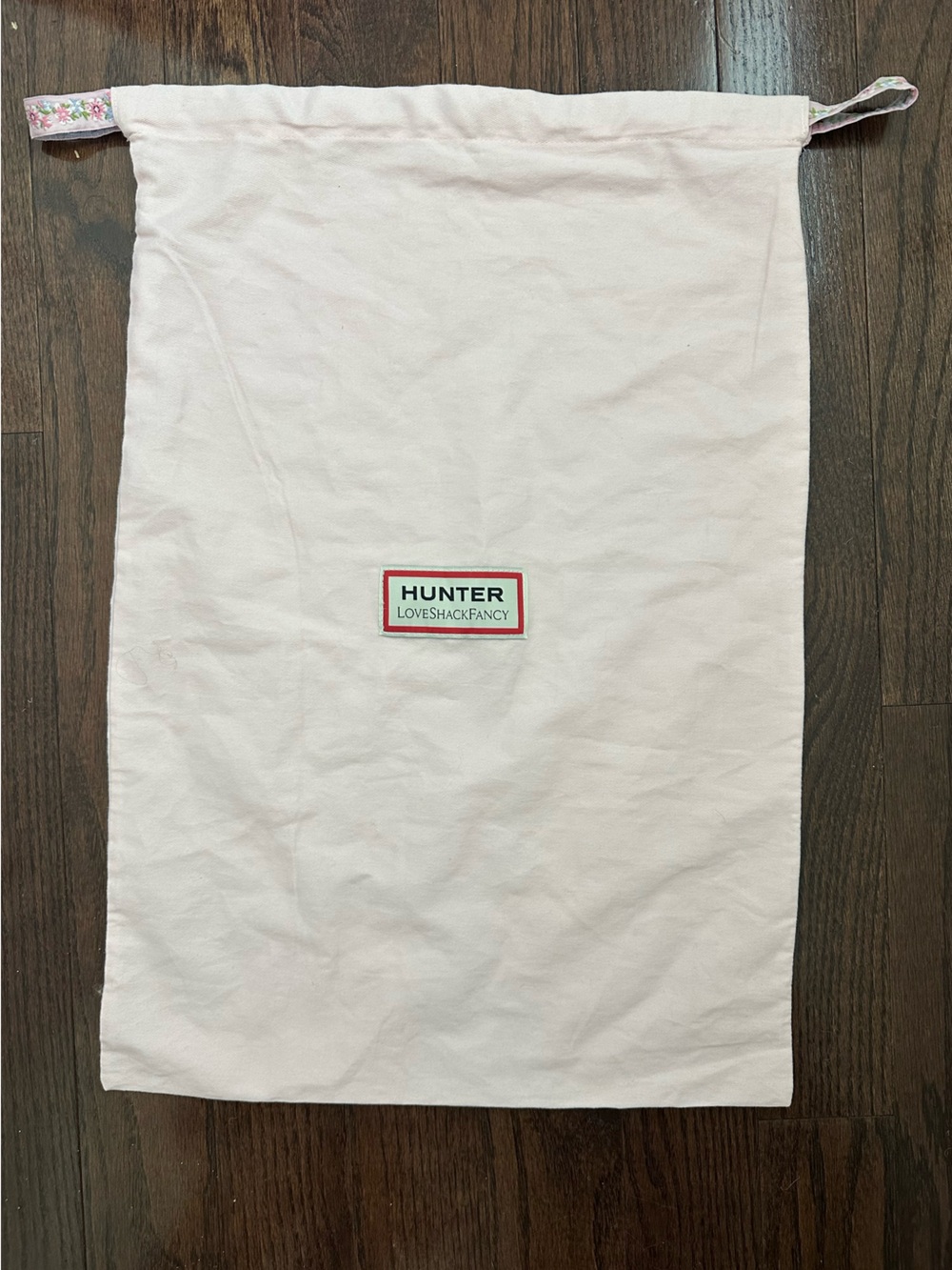 Hunter x LoveShackFancy Dust Bag light pink